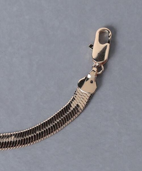 UNITED ARROWS(ユナイテッドアローズ)の「<LAURA LOMBARDI(ローラ ロンバルディ)>OMEGA チェーン ブレスレット(ブレスレット・レディース・ゴールド・FREE)」の5枚目の写真