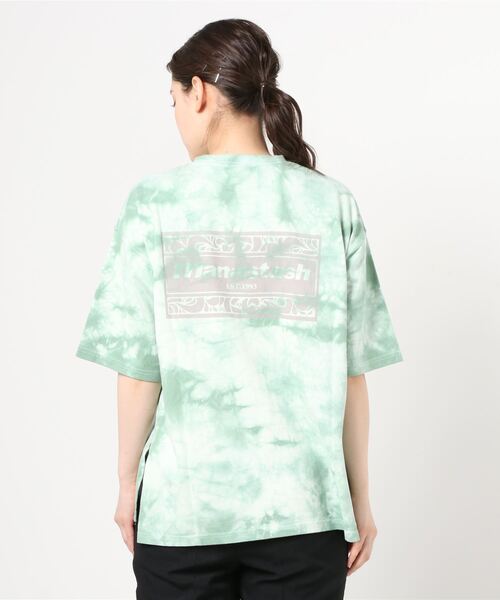 MANASTASH（マナスタッシュ）の「MANASTASH/マナスタッシュ　W-s TIEDYE LEAF LOGO　タイダイＴ（Tシャツ/カットソー・レディース・グリーン/ブラウン/ベージュ・MEDIUM）」の4枚目の写真