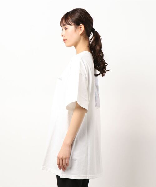 Honey Salon（ハニーサロン）の「CBHS×pivoine.e クロスフォトT（Tシャツ/カットソー・レディース・ホワイト/ブラック・FREE）」の4枚目の写真