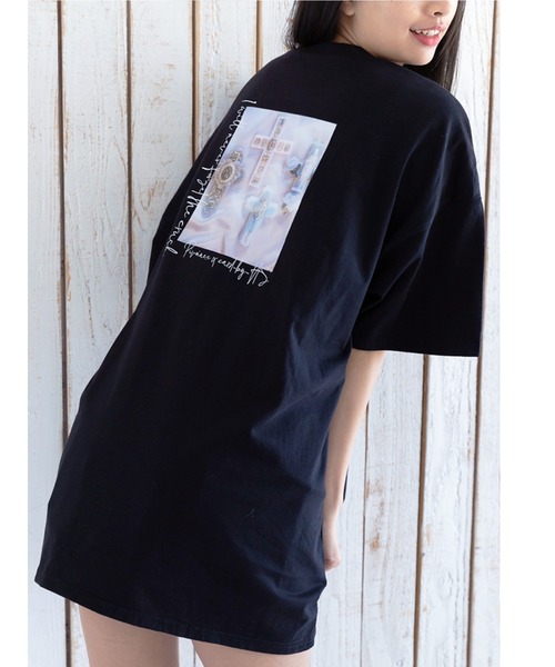Honey Salon（ハニーサロン）の「CBHS×pivoine.e クロスフォトT（Tシャツ/カットソー・レディース・ホワイト/ブラック・FREE）」の2枚目の写真