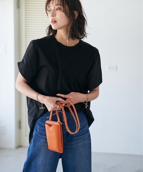 VIOLAd'ORO（ヴィオラドーロ）の「神山まりあさん着用アイテム/VIOLAd'ORO　レザースマホポシェット（ショルダーバッグ・レディース・オフホワイト/グリーン/パープル/オレンジ・FREE）」の8枚目の写真