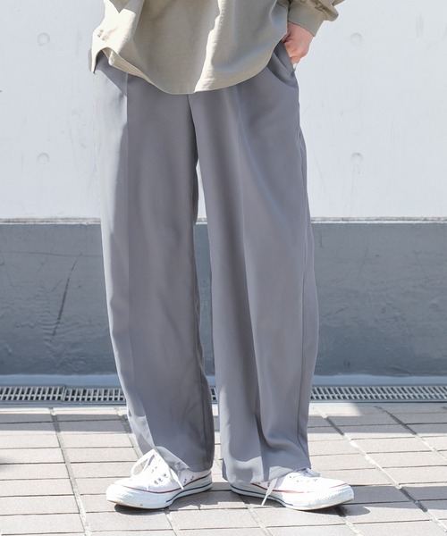 PairPair(ペアペア)の「タックワイドストレートパンツ(メンズ/リンクアイテム)(スラックス・メンズ・グレイッシュブルー/ブラック/オフホワイト/オレンジ・FREE)」の3枚目の写真