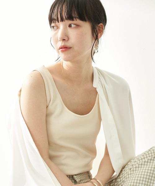 earth music&ecology（アースミュージックアンドエコロジー）の「2wayクルーネックニットタンクトップ ＊（タンクトップ・レディース・アイボリー/モカ/ピンクベージュ・M/L/S）」の2枚目の写真