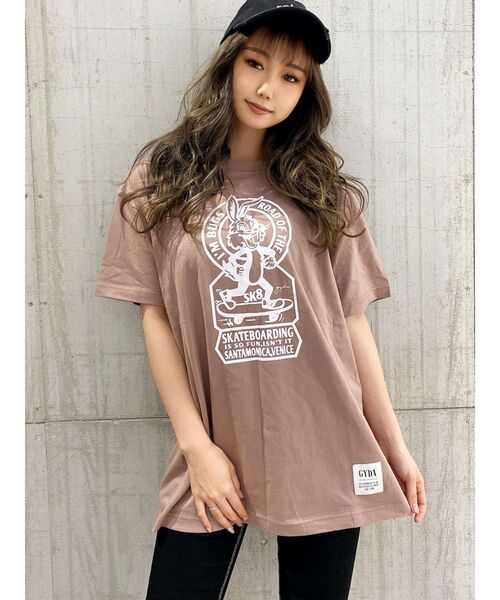 GYDA(ジェイダ)の「【WEB限定】SK8BUNNY BIG Tシャツ(Tシャツ/カットソー・レディース・ピンク/チャコールグレー/オフホワイト/ベージュ・FREE)」の3枚目の写真
