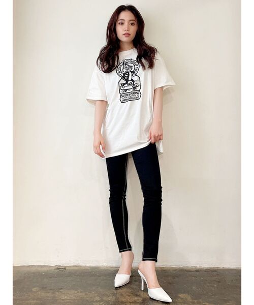 GYDA(ジェイダ)の「【WEB限定】SK8BUNNY BIG Tシャツ(Tシャツ/カットソー・レディース・ピンク/チャコールグレー/オフホワイト/ベージュ・FREE)」の8枚目の写真