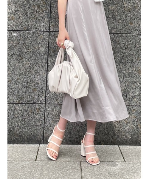 rienda（リエンダ）の「サテンキャミソールワンピース（ワンピース・レディース・ブラウン/グレー/グリーン/マルチ・SMALL/MEDIUM）」の14枚目の写真