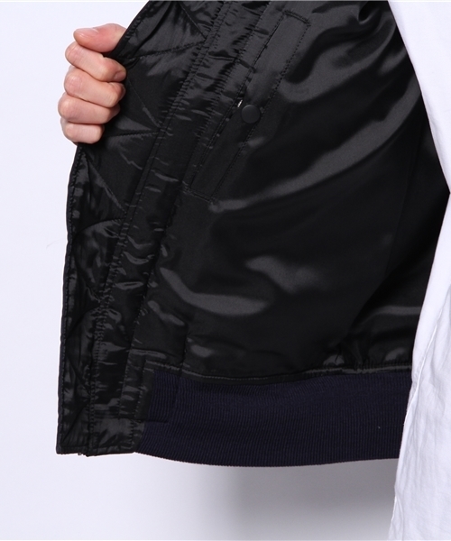 ANREALAGE(アンリアレイジ)の「ANREALAGE ×MIDWEST別注 レイヤードMA1(ブルゾン・メンズ・ブラック・LARGE/MEDIUM)」の3枚目の写真