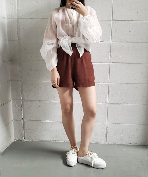 me+em select(ミームセレクト)の「ハイウエストコットンリネンショートパンツ(その他パンツ・レディース・ブラック/ベージュ/ブラウン・MEDIUM/LARGE)」の15枚目の写真