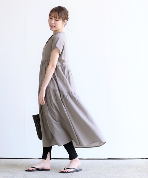 rps（アールピーエス）の「コットンキャンブリックティアードワンピース（ワンピース・レディース・ブラック/グレイッシュベージュ/ネイビー・M）」の13枚目の写真