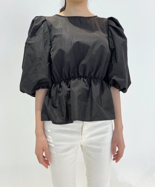 LUREM(ルアム)の「ボリュームスリーブぺプラムブラウス(シャツ/ブラウス・レディース・ブラウン/カーキ/アイボリー・FREE)」の8枚目の写真