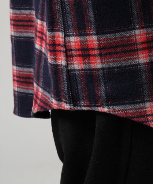 HARE（ハレ）の「ビエラチェックシャツ【HARE】（シャツ/ブラウス・メンズ・オフホワイト/レッド/ネイビー/グレー・SMALL/MEDIUM/LARGE）」の14枚目の写真