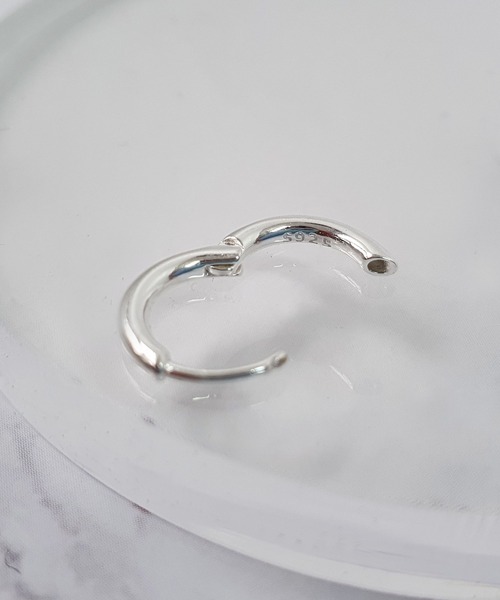 CEMONEMO（セモネモ）の「【金属アレルギー対応】 シンプル フープピアス / silver925（ピアス（両耳用）・レディース・その他1/その他2/その他3/その他4/その他5/その他6・FREE）」の10枚目の写真