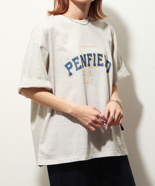 PEN FIELD（ペンフィールド）の「【別注】【PEN FIELD】カレッジロゴビッグシルエットオーバーサイズ半袖Tシャツ（Tシャツ/カットソー・レディース・ブラック/ベージュ/ネイビー/カーキ/オートミール・MEDIUM/LARGE/X-LARGE）」の4枚目の写真