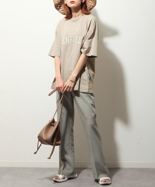 PEN FIELD（ペンフィールド）の「【別注】【PEN FIELD】カレッジロゴビッグシルエットオーバーサイズ半袖Tシャツ（Tシャツ/カットソー・レディース・ブラック/ベージュ/ネイビー/カーキ/オートミール・MEDIUM/LARGE/X-LARGE）」の11枚目の写真