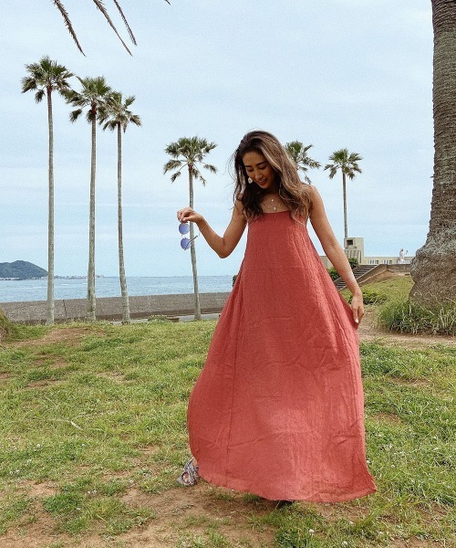 esutoreja（エストレジャ）の「シンプルバックオープンワンピース（ワンピース・レディース・ブラウン/グリーン・FREE）」の10枚目の写真