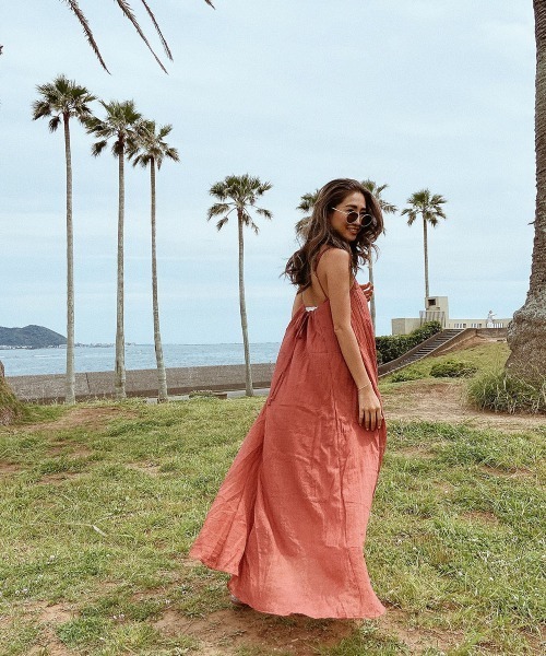 esutoreja（エストレジャ）の「シンプルバックオープンワンピース（ワンピース・レディース・ブラウン/グリーン・FREE）」の11枚目の写真