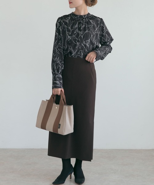 URBAN RESEARCH ROSSO（アーバンリサーチロッソ）の「ラインアートプリント2WAYブラウス（シャツ/ブラウス・レディース・ブラック/オフホワイト・FREE）」の5枚目の写真