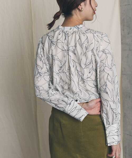 URBAN RESEARCH ROSSO（アーバンリサーチロッソ）の「ラインアートプリント2WAYブラウス（シャツ/ブラウス・レディース・ブラック/オフホワイト・FREE）」の21枚目の写真