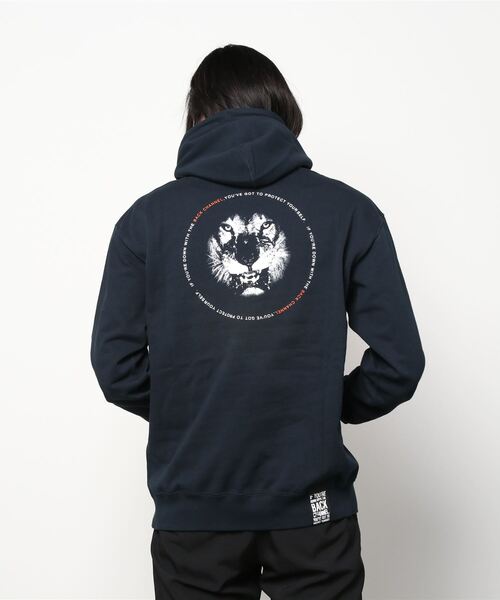 Back Channel（バックチャンネル）の「BC LION PULLOVER PARKA（パーカー・メンズ・ブラック/ネイビー/グリーン・SMALL/MEDIUM/LARGE/X-LARGE/XX-LARGE）」の17枚目の写真