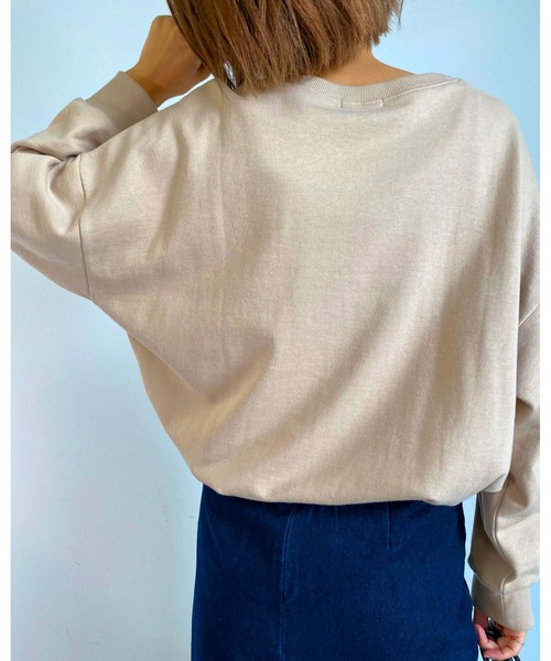 MLI'A（エムリア）の「カレッジロゴスウェットトップス（Tシャツ/カットソー・レディース・アイボリー/ベージュ/グリーン/スミクロ・M）」の12枚目の写真