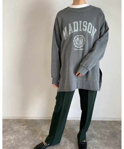 MLI'A（エムリア）の「カレッジロゴスウェットトップス（Tシャツ/カットソー・レディース・アイボリー/ベージュ/グリーン/スミクロ・M）」の15枚目の写真