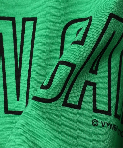 VYNER ARTICLES(ヴァイナー アーティクルズ)の「【VYNER ARTICLES/ヴァイナー アーティクルズ】 Vision T-Shirt-Citizen Ca(Tシャツ/カットソー・メンズ・グリーン/ブラック・LARGE/MEDIUM)」の6枚目の写真