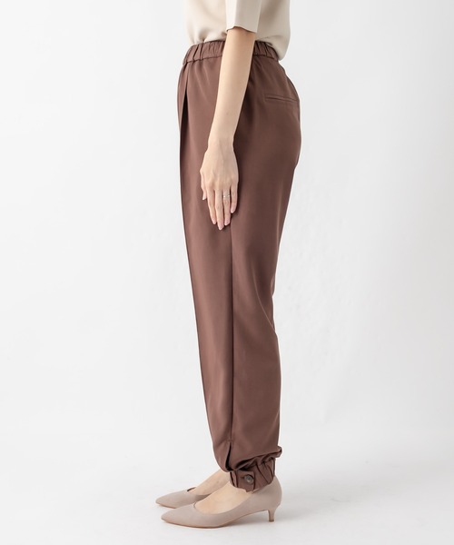 RIVE DROITE（リヴドロワ）の「オンオフ兼用でシーンを選ばず活躍　リラックスジョガーパンツ（その他パンツ・レディース・ブラック/ブラウン/レッド・FREE）」の19枚目の写真