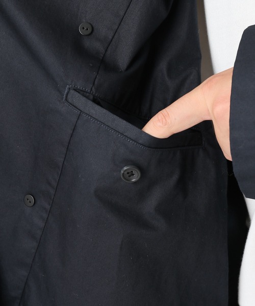 JOURNAL STANDARD relume(ジャーナルスタンダード レリューム)の「オーバーサイズトレンチコート(トレンチコート・メンズ・ブラック/ネイビー・MEDIUM/LARGE)」の17枚目の写真