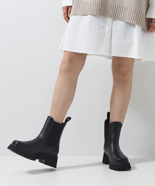 PUBLUX（パブリュクス）の「PUBLUX/パブリュクス 厚底チェルシーブーツ　トラックソールサイドゴアブーツ◇（ブーツ・レディース・ブラック/アイボリー・23cm/23.5cm/24cm/24.5cm）」の8枚目の写真