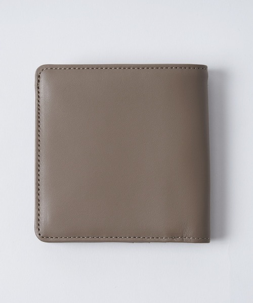 CIAOPANIC(チャオパニック)の「【SLOW/スロウ】Fold In Half Leather Wallet for CIAOPANIC/別注二つ折りレザーウォレット(財布・メンズ・ブラック/キャメル/ベージュ・ONE SIZE)」の1枚目の写真