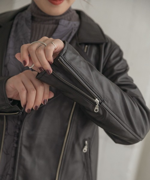 ITEMS URBANRESEARCH(アイテムズ アーバンリサーチ)の「ラムレザーダブルライダースジャケット(ライダースジャケット・レディース・ブラック/モカ・SMALL/MEDIUM)」の20枚目の写真