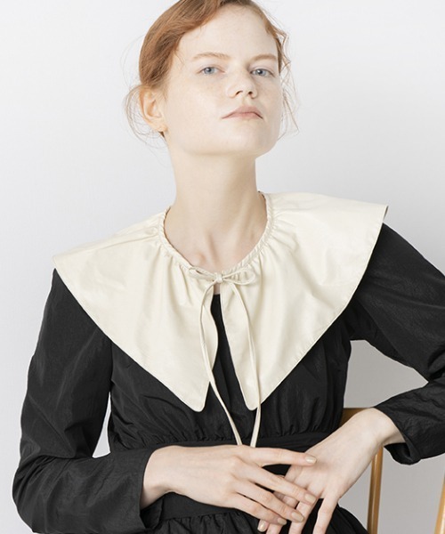 Casselini（キャセリーニ）の「Casselini(キャセリーニ)ギャザーつけ襟（付け襟・レディース・ベージュ/グレー/ブラック/アイボリー・FREE）」の15枚目の写真