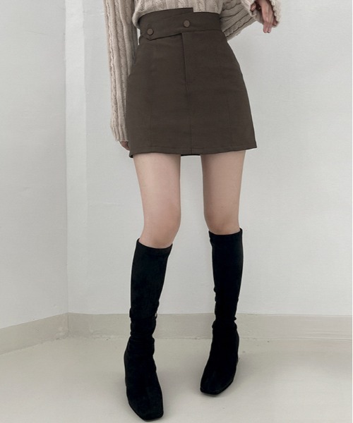 BEIDELLI（ベイデリー）の「[BELLIDE MADE] アンバランスボタンミニスカート（スカート・レディース・ブラック/ブラウン・SMALL/MEDIUM）」の16枚目の写真