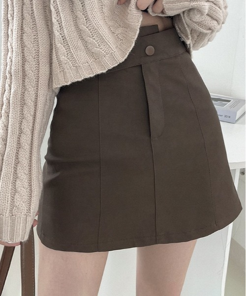 BEIDELLI（ベイデリー）の「[BELLIDE MADE] アンバランスボタンミニスカート（スカート・レディース・ブラック/ブラウン・SMALL/MEDIUM）」の21枚目の写真