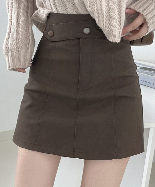 BEIDELLI（ベイデリー）の「[BELLIDE MADE] アンバランスボタンミニスカート（スカート・レディース・ブラック/ブラウン・SMALL/MEDIUM）」の8枚目の写真