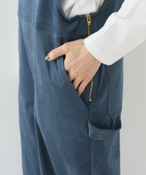 JOINT WORKS(ジョイントワークス)の「J-フェイクスエードサロペット(サロペット/オーバーオール・レディース・ブルー/チャコールグレー・FREE)」の22枚目の写真