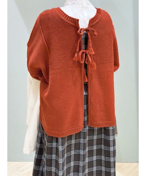 Samansa Mos2（サマンサ モスモス）の「リボン前後着ニットカーディガン（カーディガン/ボレロ・レディース・ブラック/ベージュ/レッド/キナリ・ﾌﾘ-）」の4枚目の写真