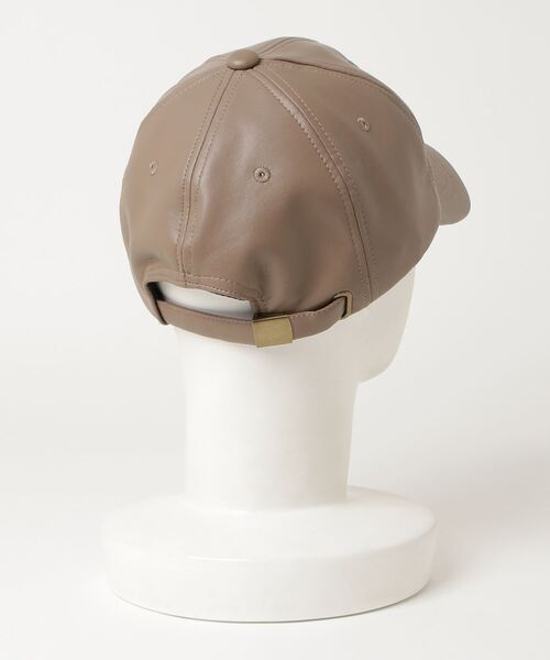 COMMON WARE(コモンウェアー)の「Aurelia フェイクレザーキャップ(キャップ・レディース・ブラック/ベージュ/ブラウン/アイボリー・FREE)」の14枚目の写真
