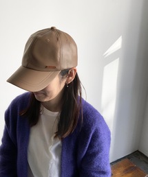 Aurelia　フェイクレザーキャップ