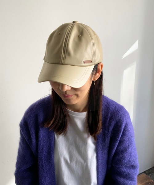 COMMON WARE(コモンウェアー)の「Aurelia フェイクレザーキャップ(キャップ・レディース・ブラック/ベージュ/ブラウン/アイボリー・FREE)」の12枚目の写真