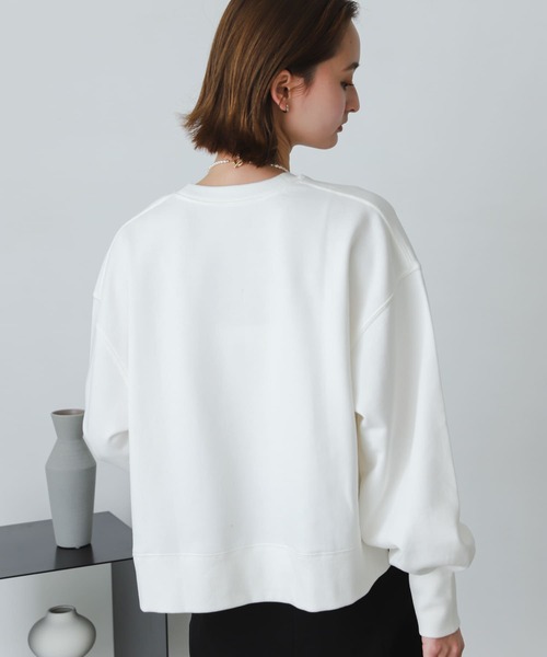 SENSE OF PLACE by URBAN RESEARCH（センスオブプレイスバイアーバンリサーチ）の「ルーズショートスウェットシャツ（スウェット・レディース・オフホワイト/ネイビー/ライトベージュ・ONE）」の14枚目の写真