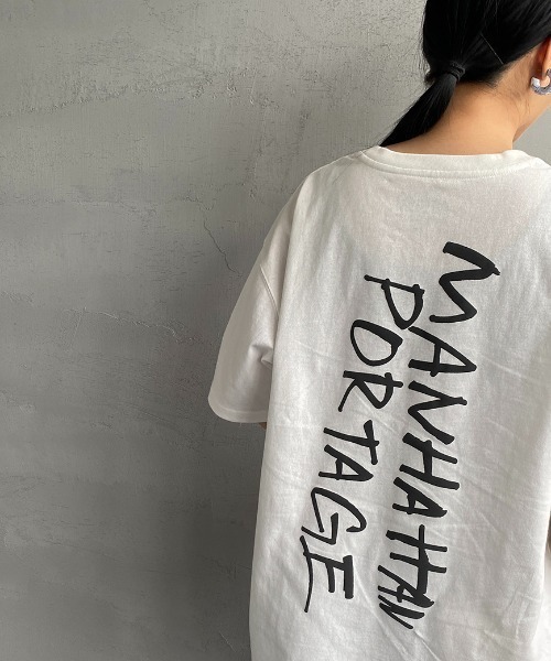 Manhattan Portage（マンハッタンポーテージ）の「[MANHATTAN PORTAGE/マンハッタンポーテージ] 別注 手書き風ロゴバックプリントTシャツ（Tシャツ/カットソー・レディース・ホワイト/ネイビー/グレー・S/M/L/XL）」の12枚目の写真