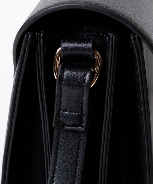 WEGO（ウィゴー）の「WEGO/ベルトフラップショルダー（ショルダーバッグ・レディース・オフホワイト/ブラック・FREE）」の10枚目の写真