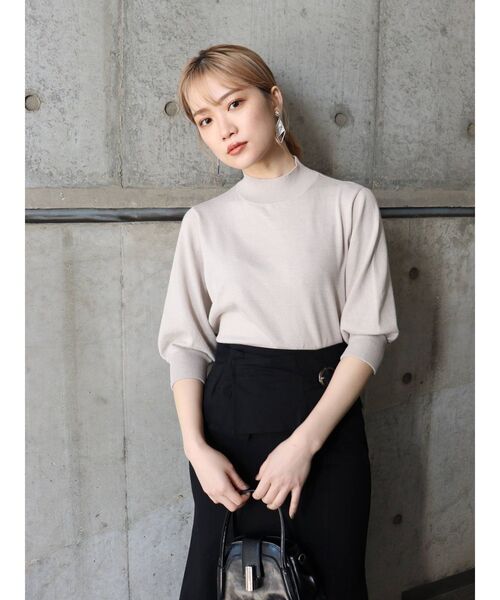 MURUA（ムルーア）の「ハーフスリーブパフニット（ニット/セーター・レディース・ブラック/ベージュ/ライトグリーン/アイボリー・FREE）」の2枚目の写真