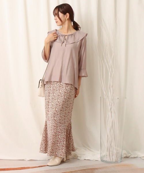 libelle more（リベル モア）の「微光沢ラッフルカラーブラウス（シャツ/ブラウス・レディース・ブラック/ライトブルー/ピンク/オフホワイト・L/M）」の20枚目の写真