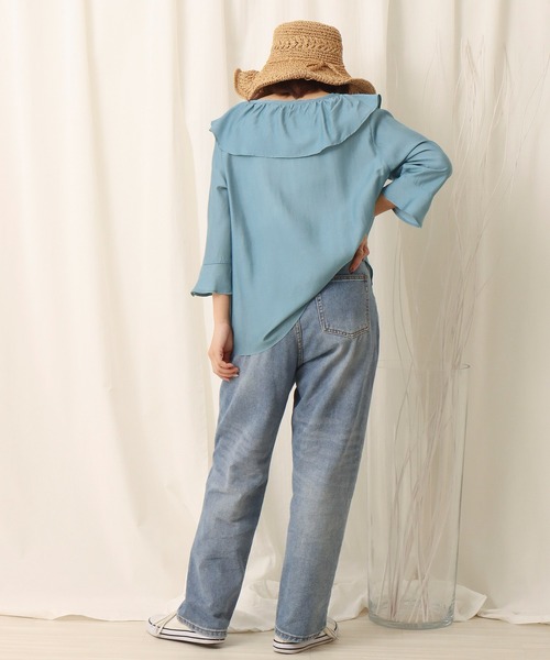 libelle more（リベル モア）の「微光沢ラッフルカラーブラウス（シャツ/ブラウス・レディース・ブラック/ライトブルー/ピンク/オフホワイト・L/M）」の13枚目の写真