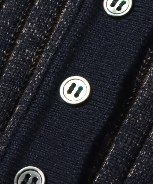 atmos pink（アトモスピンク）の「atmos pink 配色開襟リブニット（ニット/セーター・レディース・ブラウン/グリーン/ネイビー・FREE）」の9枚目の写真