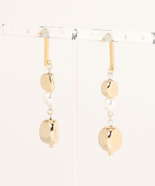 tone（トーン）の「【-lensa-】パール×ゴールドの大人ピアス(MA)（ピアス（両耳用）・レディース・ゴールド・FREE）」の4枚目の写真