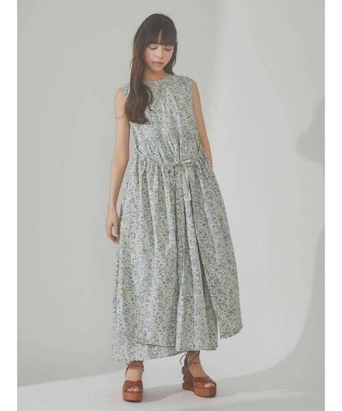 merry jenny（メリージェニー）の「flowerエプロンワンピース（ワンピース・レディース・イエロー/ブルー・FREE）」の5枚目の写真