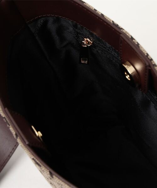 RANDEBOO（ランデブー）の「Renewal Monogram petit bucket bag（ショルダーバッグ・レディース・ダークブラウン・FREE）」の8枚目の写真